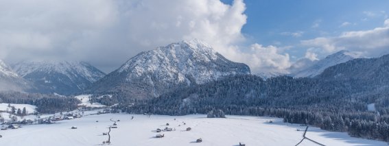 18.03. Wiesen Neuschnee-005