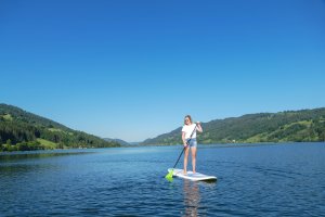 Der Große Alpsee hat eine vielfältige Auswahl an sportlichen Aktivitäten für deinen Urlaub im Allgäu