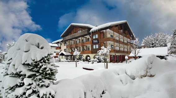 Trail Hotel Winter1