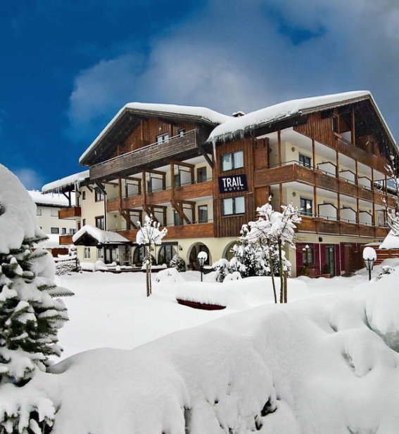 Trail Hotel Winter1