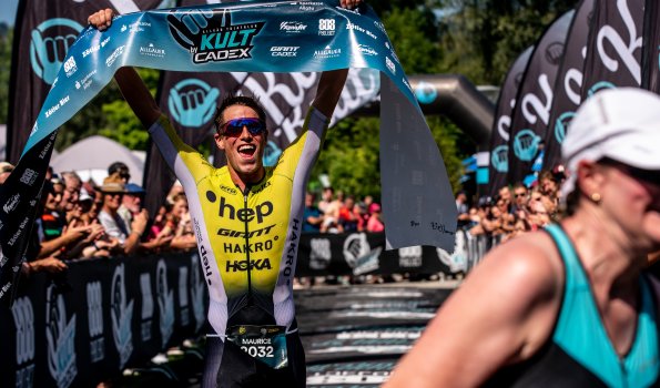 Beim Allgäu Triathlon 2025 freuen sich die Athleten über alle Besucher, die sie anfeuern.