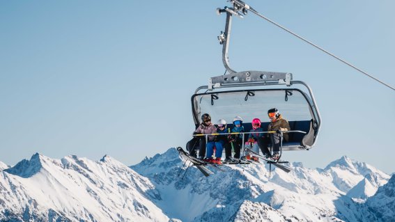 Skifahren am Diedamskopf in Au-Schoppernau (c) Michael Kreyer - Bregenzerwald Tourismus