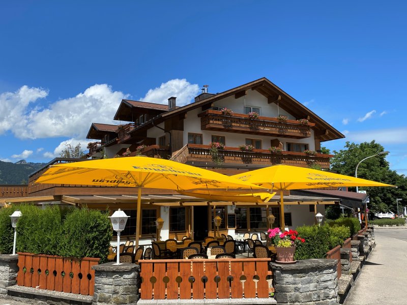 Hotel mit Biergarten