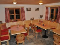 Untere Bichler Alpe Gastraum