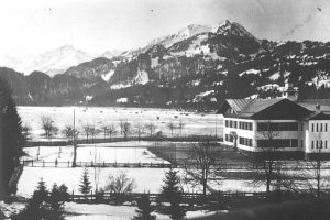 Volksschule Oberstdorf ca. 1920 © Oberstdorf Lexikon