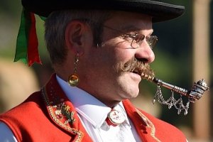 Appenzeller Sennen mit Lindauerli an der Viehschau (2)