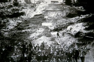 10 SS Bau der Schattenbergschanze 1924