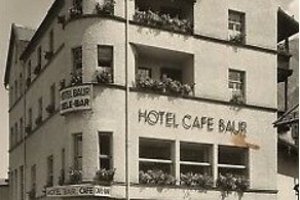 Cafe Baur