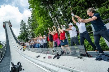 Die Laola mit vollem Einsatz
