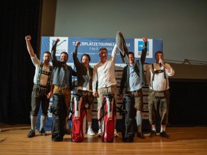 Teamsieger-Brutto-Reischenhofer-Fore-Jubel