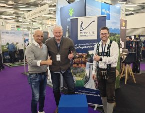 Vertragsunterzeichnung Golftage München 2026 2