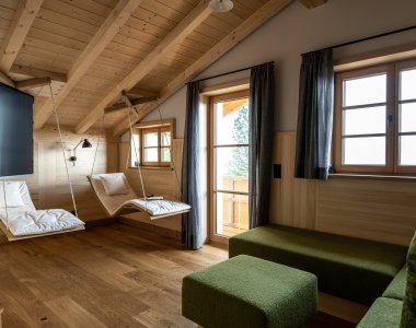 Wohnzimmer mit Wellnessliegen