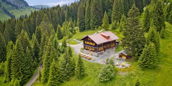 Wannenkopfhuette bei Oberstdorf - Aussicht von oben