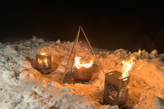 Gemütliches Lagerfeuer auf der Wannenkopfhütte