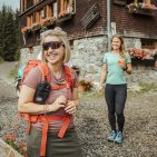 Angekommen! Zeit für eine wohlverdiente Pause auf der Wannenkopfhütte nach unserer Wanderung.