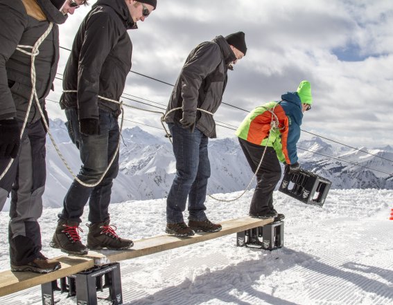 Winterolympiade in den verschneiten Allgäuer Alpen