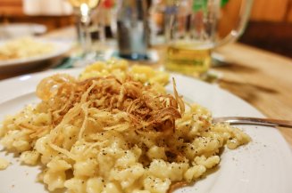 Traditionelle Kässpatzen aus dem Allgäu