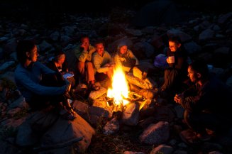 Lagerfeuer-Romantik vor der Wannenkopfhütte