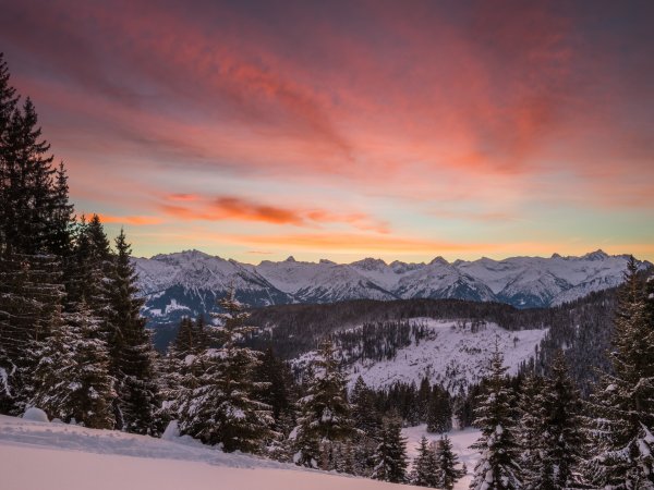 Atemberaubende Sonnenaufgänge auf dem Wannenkopf