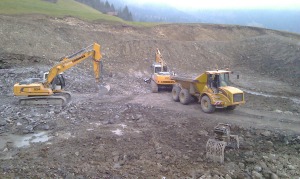 Zillenbachsperre Zwei LH 924 Bagger und Raddumper