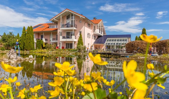 Frühling auf dem Wellnesshof - Wellnesshof Blenk - 5 Sterne Ferienwohnungen in Wertach im Allgäu