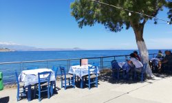 Mittagsrast am Meer