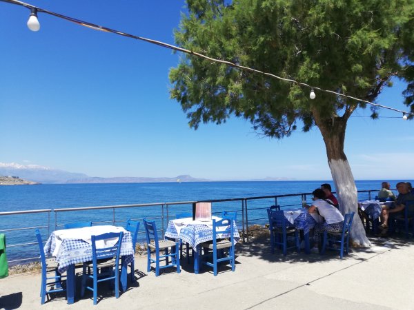 Mittagsrast am Meer