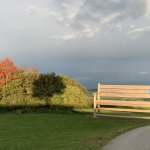 Wanderbank im Herbst