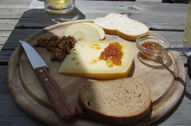 Brotzeit, Mittag, Einkehr