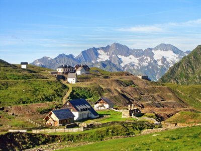 Schneeberg mit Hintergrund