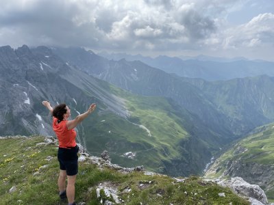 Blick auf die Kemptner Hütte