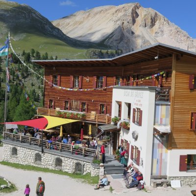 Berghotel Pederü
