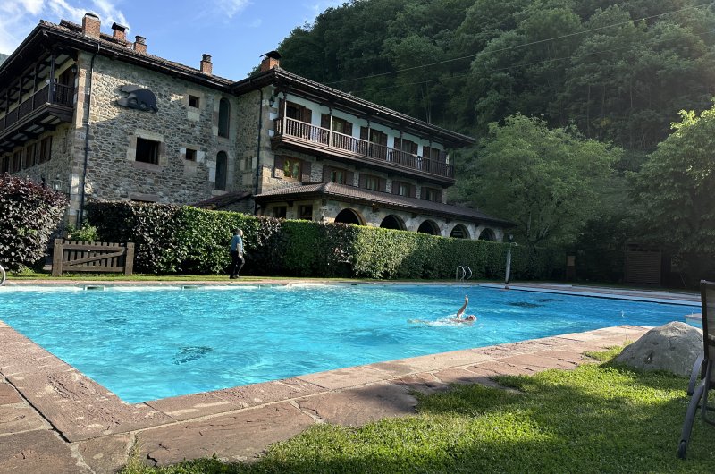 Hotel del Oso mit Pool