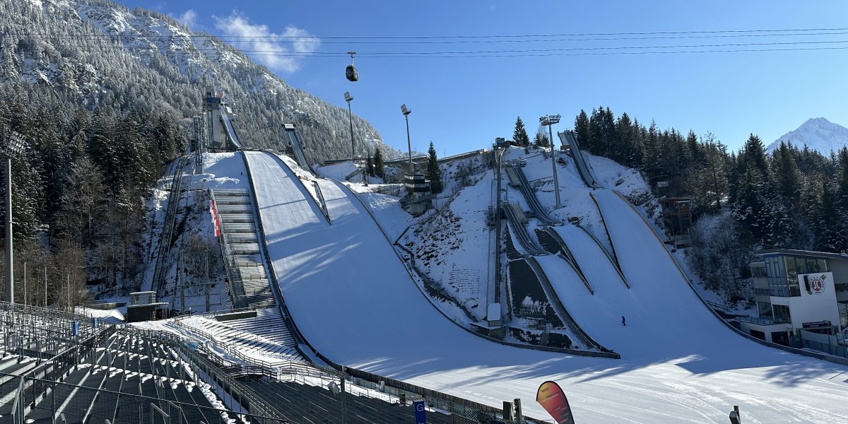 Skisprung Arena Winter