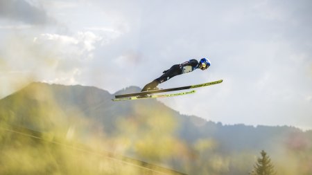 Skispringen im Sommer in der Skisprung Arena