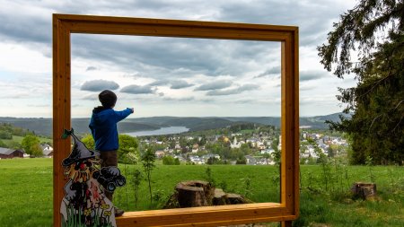 Wurzelrudi Bilderrahmen Blick auf Eibenstock