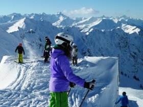 Perfekte AusrÃ¼stung fÃ¼rs Skilager im AllgÃ¤u